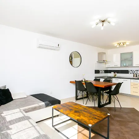 Appartement Borka - Regi